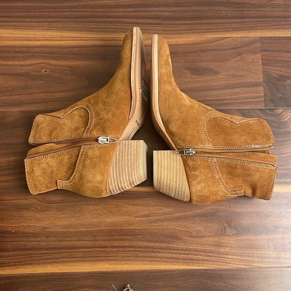 Dolce Vita Silma Brown Suede Leather Ankle Booties size 6 - Picture 8 of 8